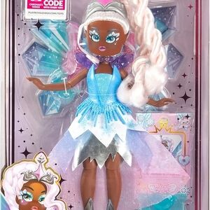 Royale High: Chromae 9” Fashion Doll - Ice Fairy, Wave Series 1 - (NO CODE)